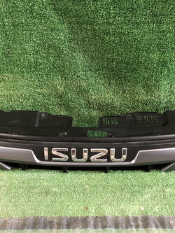 กระจังหน้า Isuzu D-max 2020-2022