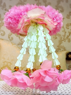 พวงมาลัยผ้า - พวงมาลัยดอกมัม ประดิษฐ์ - พวงมาลัยถวายศาลพระภูมิ - Fabric garland