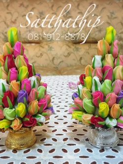 พานพุ่มดอกกุหลาบ ประดิษฐ์จากดิน [3.5 นิ้ว 850 บาท/คู่]