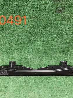 คานรับฝากระโปรงหน้า Toyota Revo แท้ศูนย์