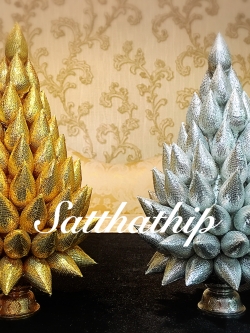 พานพุ่มดอกบัวเงินทอง