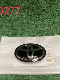 โลโก้ Toyota CR-V 2020-22 แท้ศูนย์