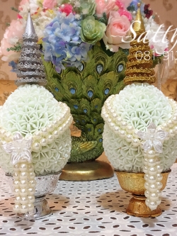 พานพุ่ม - พานพุ่มสักการะ - พานพุ่มดอกรัก - พานพุ่มดอกรักประดิษฐ์ (พลาสติก) - พานพุ่มสีขาว - Panpum