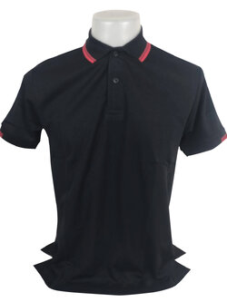 เสื้อโปโลสีดำ