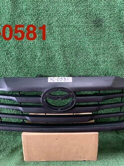 หน้ากระจัง Toyota Vigo 2012-2015 TW มือสอง