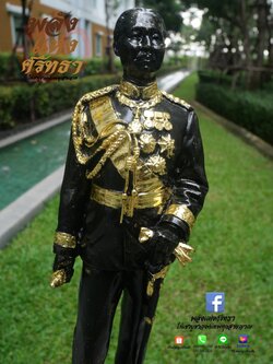 เสด็จพ่อปิยะมหาราช รัชกาลที่ 5 องค์ใหญ่ สีดำเงาปิดทองคำเปลวแท้ 100% l ความสูง 23 นิ้ว