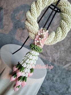 พวงมาลัยดอกรัก - พวงมาลัยดอกรักเกลียว - พวงมาลัยดอกรักเกลียวประดิษฐ์