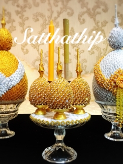 ชุดพานพุ่ม พร้อมพานเครื่องทองน้อย ผ้าตาดประดับคริสตัล