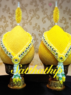 พานพุ่ม-พานพุ่มผ้าสีเหลือง - พานพุ่มสีเหลือง - พานพุ่มสักการะสีเหลือง
