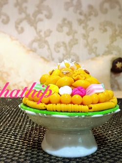 พานโมเดลขนมไทย ประดิษฐ์จากดิน 3" - พานขนมมงคล ประดิษฐ์จากดิน - พานขนมไทย ดินปั้น