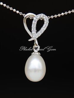 Sterling Silver White Pearl Heart Pendant