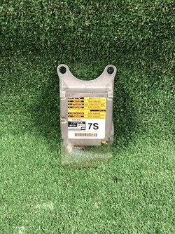 กล่องเซ็นเซอร์ควบคุมถุงลมนิรภัย Toyota Vigo/Innova