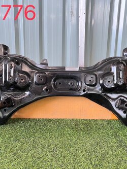 คานยึดปีกนก Nissan March