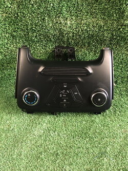 แผงปุ่มสวิทย์แอร์ล่าง Ford Ranger 2018-2020