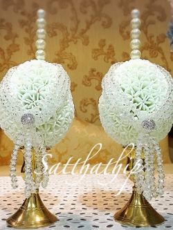 พานพุ่ม - พานพุ่มสักการะ - พานพุ่มดอกรัก - พานพุ่มดอกรักประดิษฐ์ (พลาสติก) - พานพุ่มสีขาว - Panpum