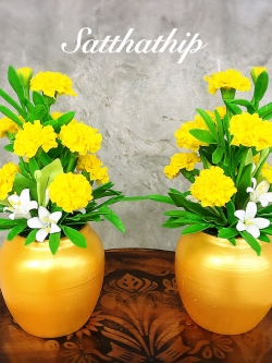 แจกันดอกดาวเรือง (ข้างละ 9 ดอก) ประดิษฐ์จากดิน - แจกันดาวเรืองประดิษฐ์ - ดอกดาวเรืองประดิษฐ์