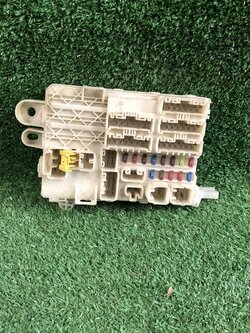 กล่องฟิวส์ Toyota Fortuner Vigo