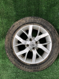 ล้อแม็กขอบ 15 Nissan Almera