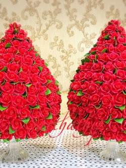 พานพุ่มดอกกุหลาบ ประดิษฐ์จากดิน [11 นิ้ว 12,600 บาท/คู่]