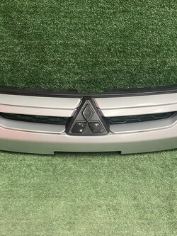 กระจังหน้า Mitsubishi Triton 2020-2023