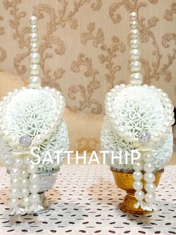 พานพุ่ม - พานพุ่มสักการะ - พานพุ่มดอกรัก - พานพุ่มดอกรักประดิษฐ์ (พลาสติก) - พานพุ่มสีขาว - Panpum