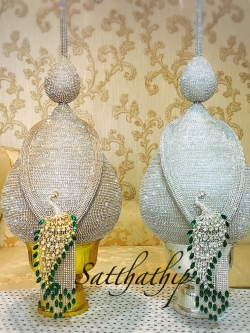 พานพุ่มเงินทอง [10 นิ้ว/ 5,200 บาท/คู่]