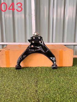 ปีกนกล่าง R Isuzu D-max 2012-19 ใหม่แท้