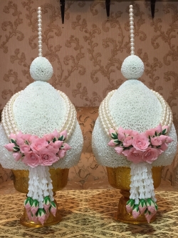 พานพุ่ม - พานพุ่มสักการะ - พานพุ่มดอกรัก - พานพุ่มดอกรักประดิษฐ์ (พลาสติก) - พานพุ่มสีขาว - Panpum