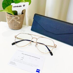 Momo Eyewear x ZEISS ClearView BlueGard
