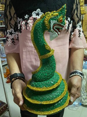 พญานาคราช ปู่ศรีสุทโธ วางอ่างน้ำได้ สูง 14 นิ้ว