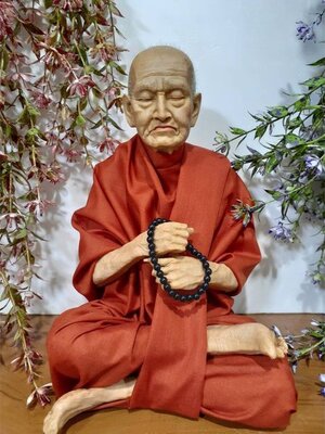 สมเด็จโต หลวงปู่ทวด พระเกจิ หน้าตัก 9 นิ้ว รับเกจิท่านใดระบุในเเชทจ้า