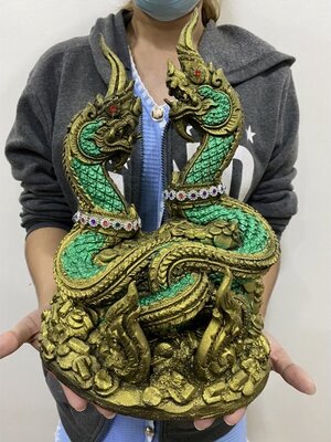 พญานาค พญานาคเกี้ยว ตระกูลเอราปถสีเขียว กว้าง8.5นิ้ว สูง11นิ้ว