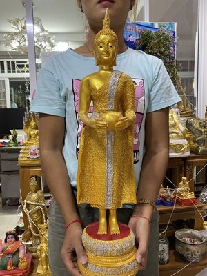 พระประจำวัน พระปางอุ้มบาตร พระประจำวันพุธ องค์ใหญ่ สูง 23 นิ้ว