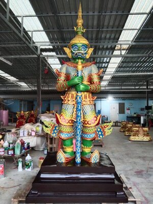 ท้าวเวสสุวรรณ สูง 3.50 เมตร องค์ใหญ่มากกกก