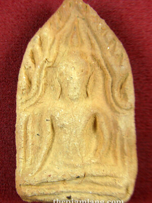 ขุนแผนรุ่นแรก(71) หลวงพ่อวีระ วัดสมอลม สุพรรณบุรี พิมพ์ใหญ่ เนื้อดิน ปี 2557