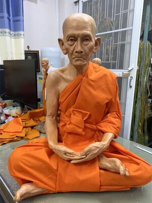 หลวงพ่อรวย วัดตะโก หน้าตักพระ18นิ้ว องค์ใหญ่