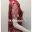 เสื้อลูกไม้บุหงา สีแดง ปกผ้าแก้วพร้อมเข็มกลัด รอบอก 40 นิ้ว
