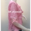 เสื้อลูกไม้ สีชมพู แต่งผ้าแก้วคล้ายเสื้อคลุม รอบอก 38 นิ้ว