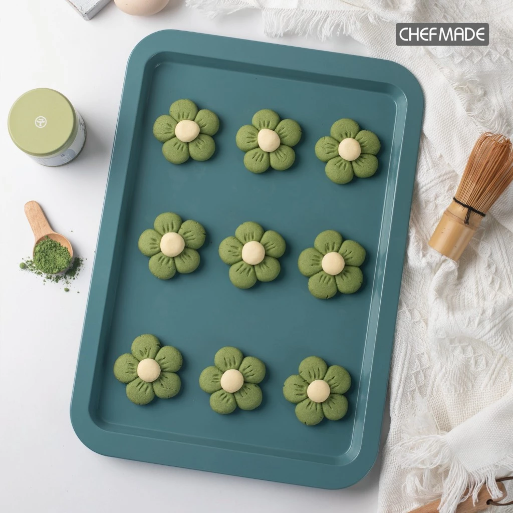 Chefmade WK10027- 13'' Non Stick Small Cookie Sheet 382 x 269 x 17 mm.(Green) (12-8682)