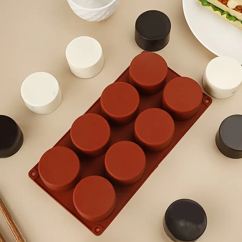 พิมพ์ซิลิโคนกลม 8 ช่อง ขนาดช่องละ 6 x 3.5 cm. (11-8797)